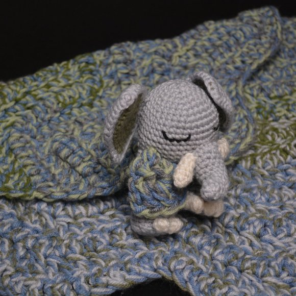 Handmade Crochet Knit Elephant Baby Lovey Blanket gray security plush toy - Picture 9 of 10